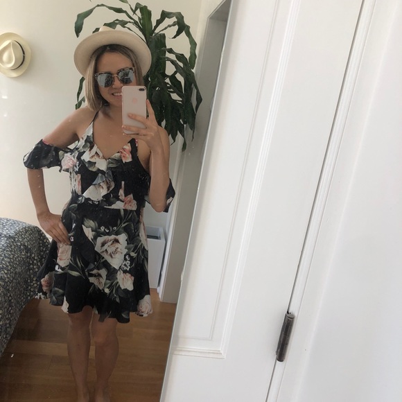 Easy flowy salsa sundress - Picture 4 of 5